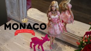 Barbie-in-Dirndl-von-Ophelia-Blaimer-Dirndl-Künstlerin-Oktoberfest-Sara-Nuru-Wiesn-Couture